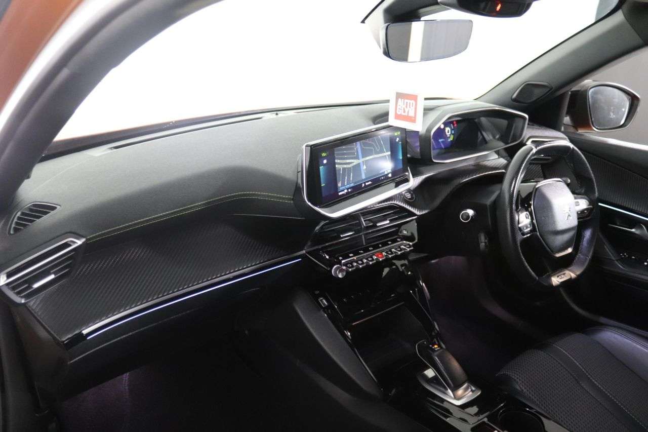 2021 PEUGEOT E-2008 2021 PEUGEOT E-2008