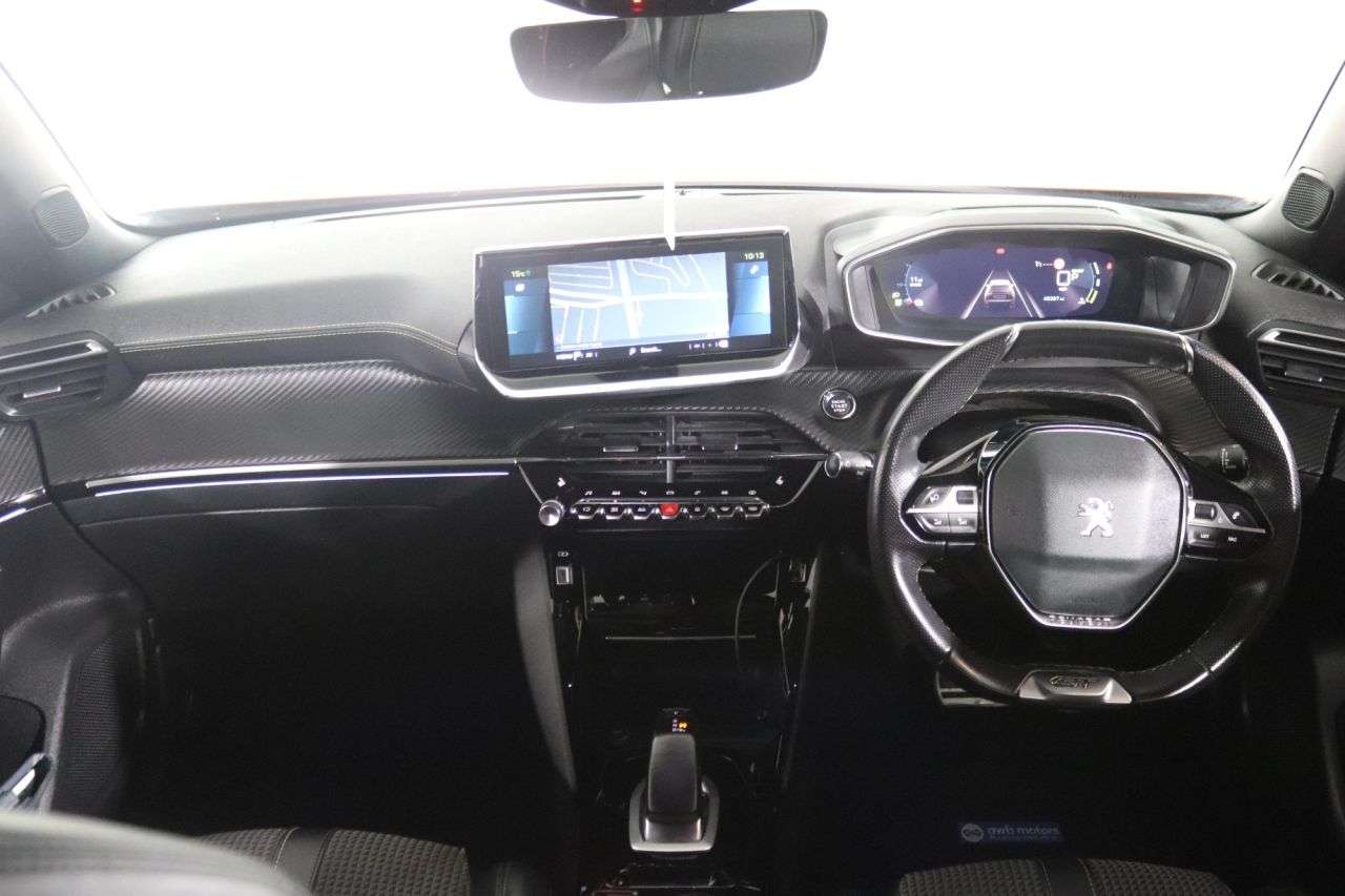 2021 PEUGEOT E-2008 2021 PEUGEOT E-2008