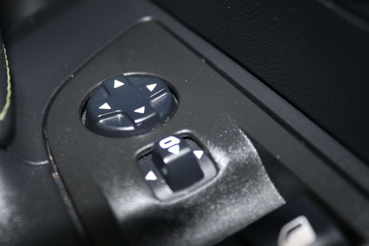 2021 PEUGEOT E-2008 2021 PEUGEOT E-2008