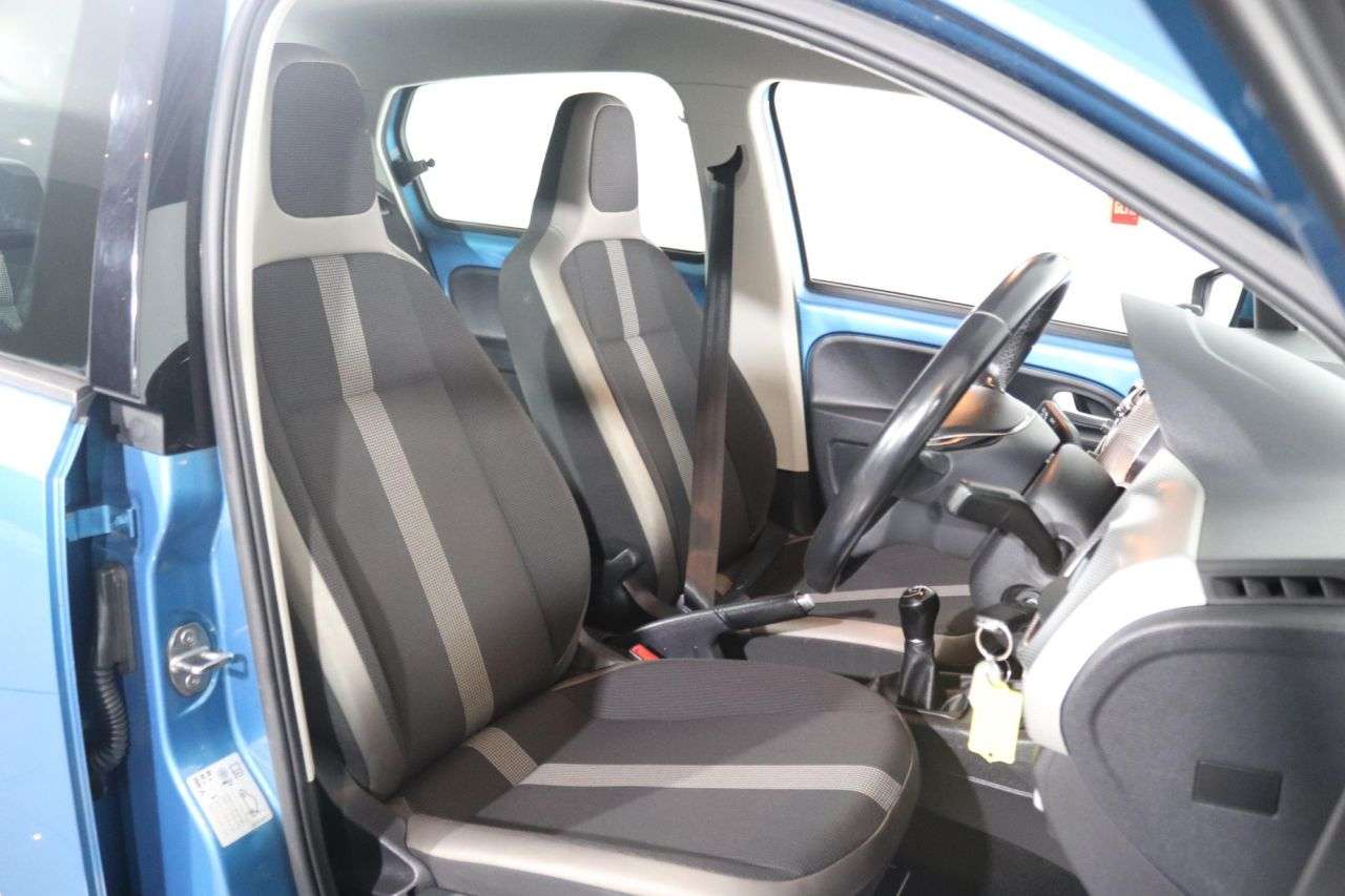 2018 VOLKSWAGEN UP! 2018 VOLKSWAGEN UP!