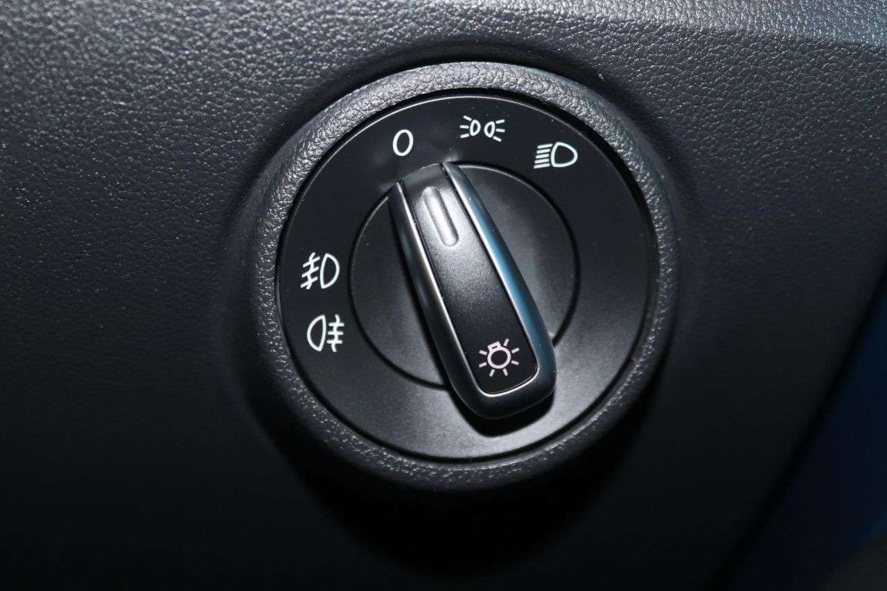 2018 VOLKSWAGEN UP! 2018 VOLKSWAGEN UP!