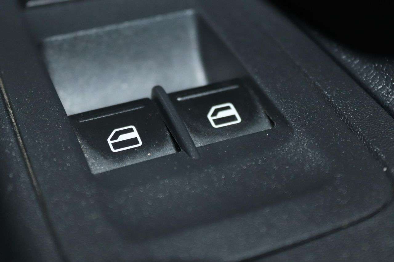 2018 VOLKSWAGEN UP! 2018 VOLKSWAGEN UP!