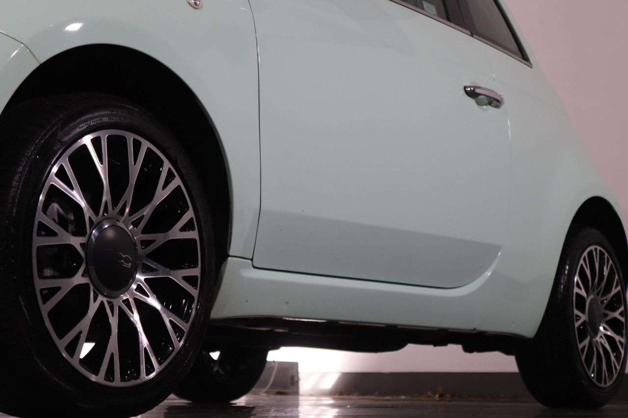 2015 FIAT 500 2015 FIAT 500