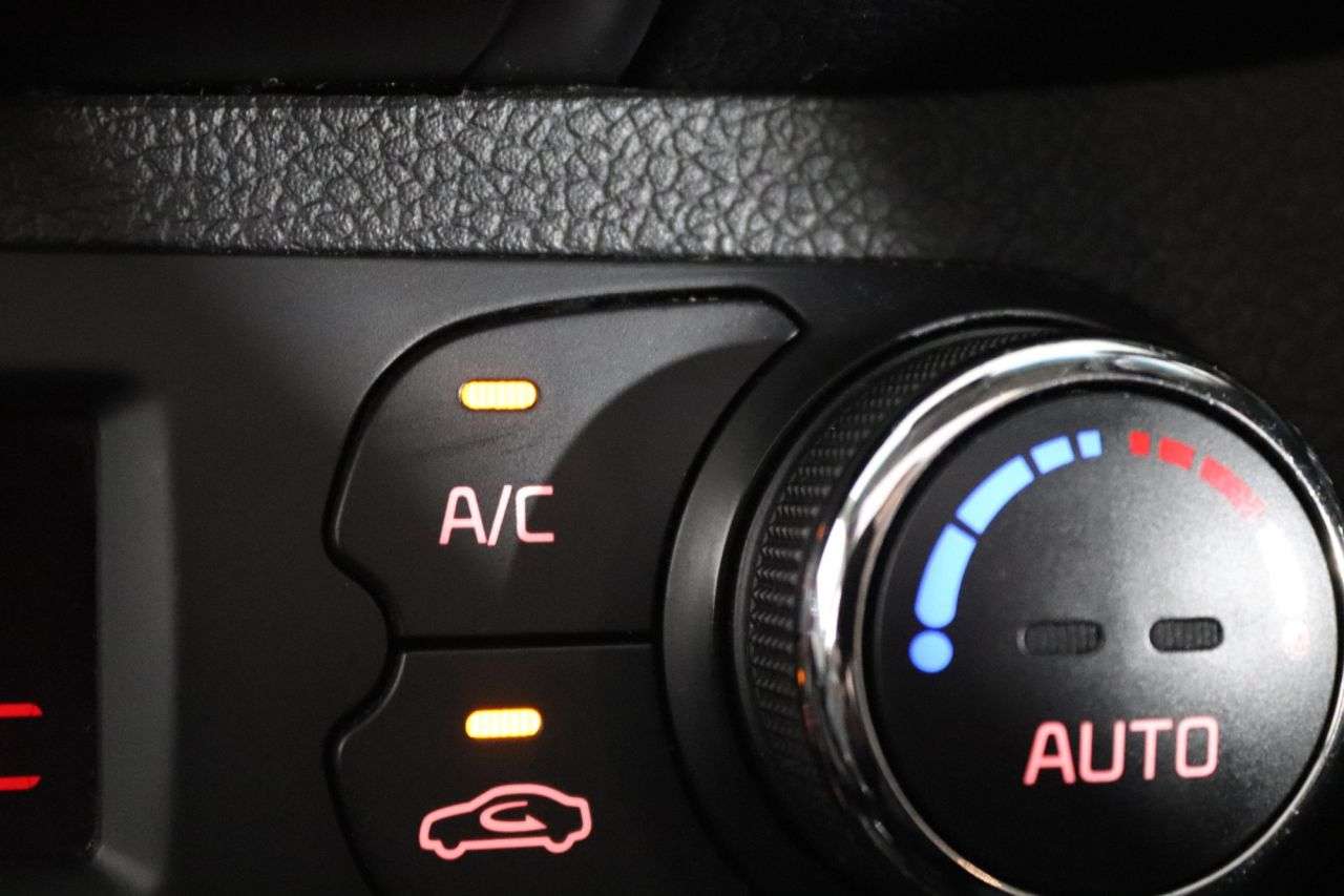 2014 KIA CEED 2014 KIA CEED