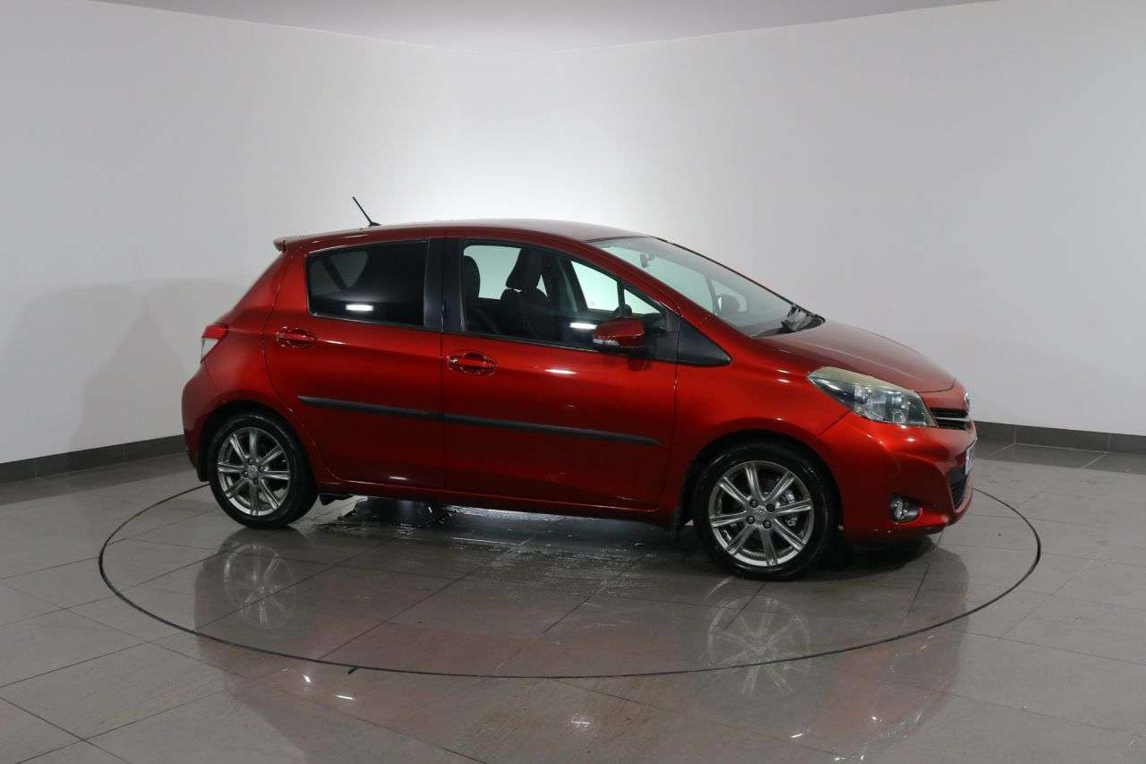 2013 TOYOTA YARIS 2013 TOYOTA YARIS
