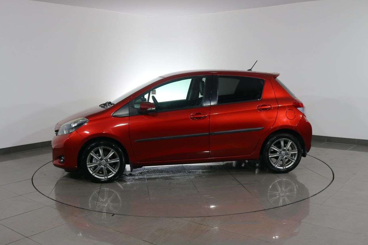 2013 TOYOTA YARIS 2013 TOYOTA YARIS