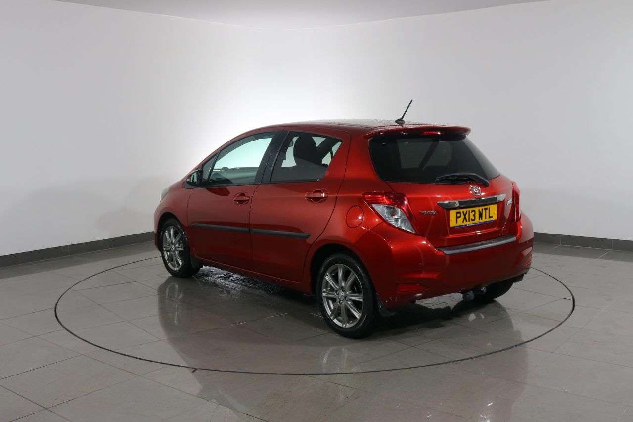 2013 TOYOTA YARIS 2013 TOYOTA YARIS