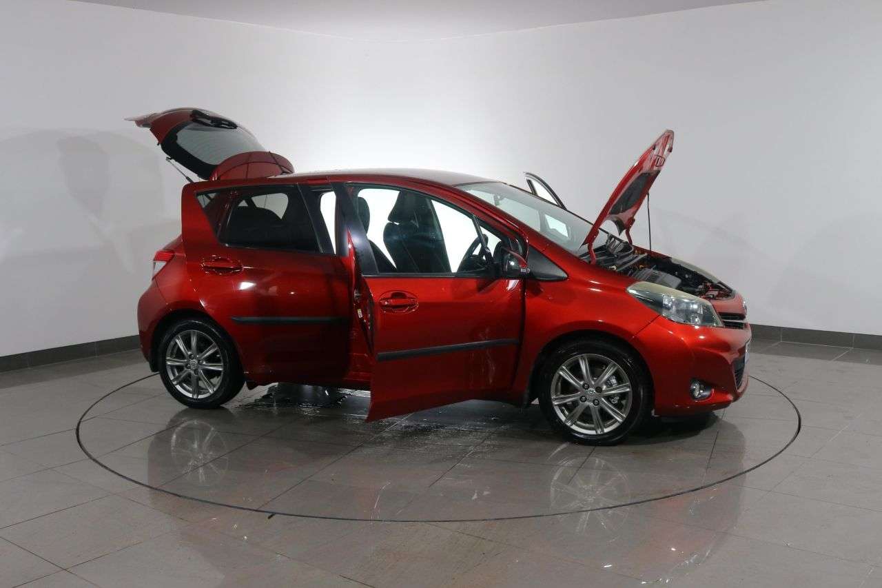 2013 TOYOTA YARIS 2013 TOYOTA YARIS