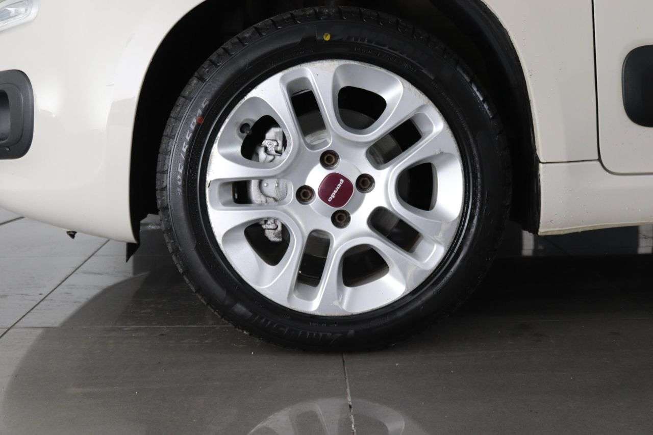 2015 FIAT PANDA 2015 FIAT PANDA