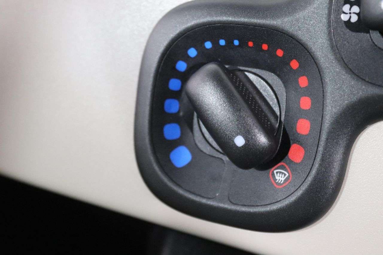 2015 FIAT PANDA 2015 FIAT PANDA