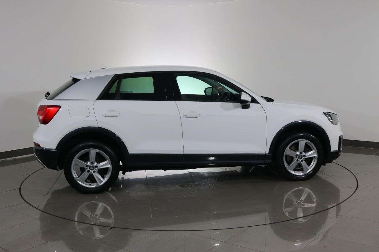 2017 AUDI Q2 2017 AUDI Q2