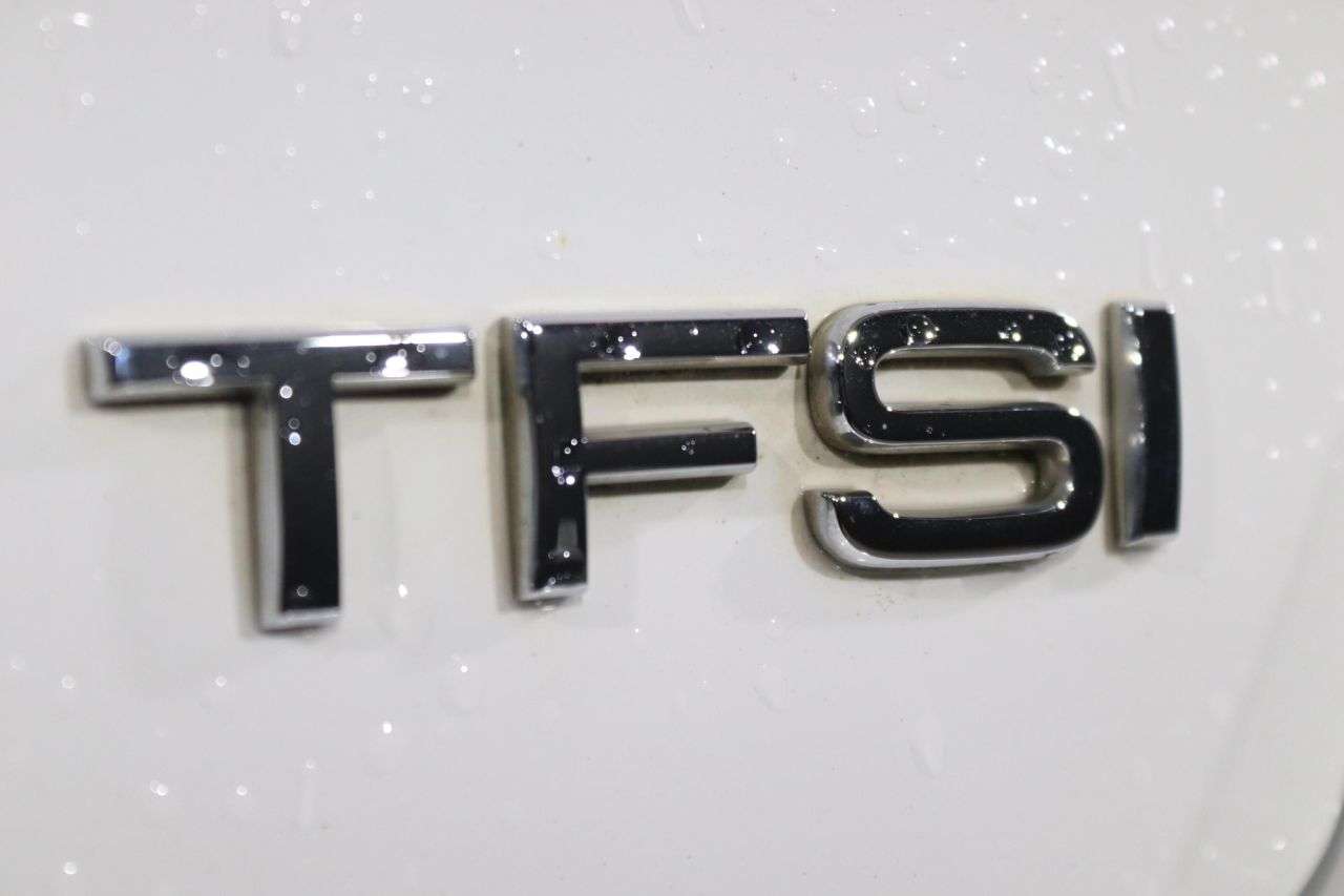 2017 AUDI Q2 2017 AUDI Q2