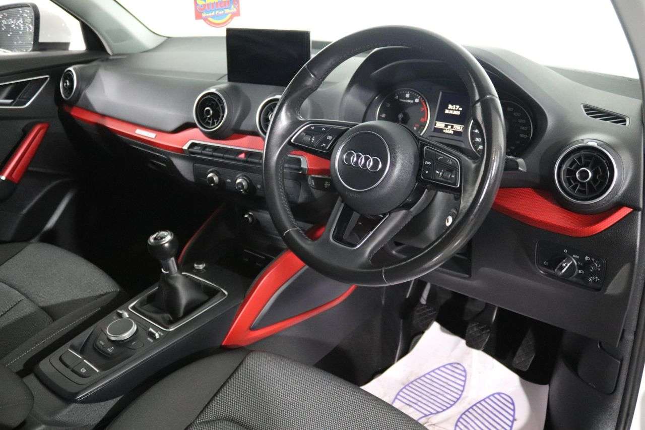 2017 AUDI Q2 2017 AUDI Q2