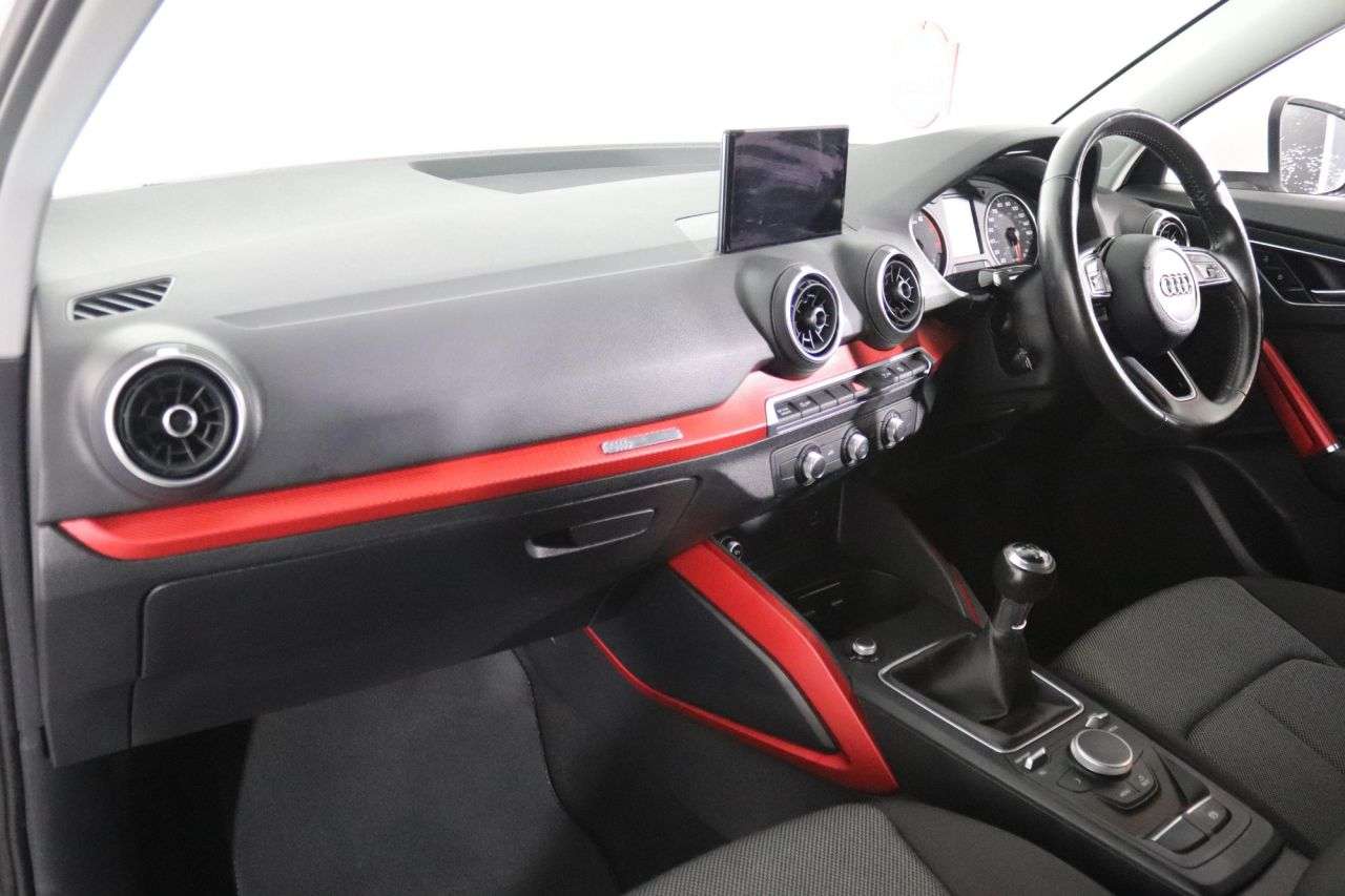 2017 AUDI Q2 2017 AUDI Q2