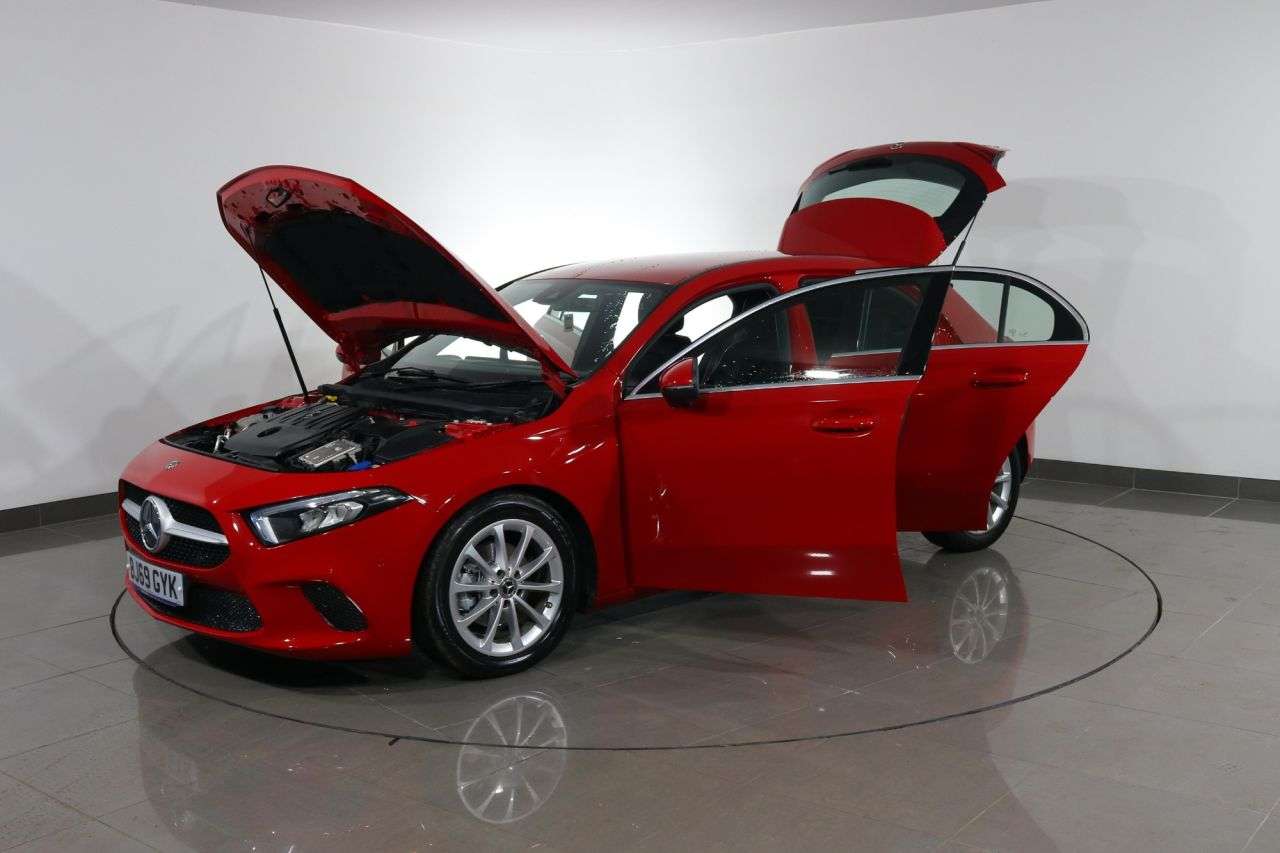 2019 MERCEDES-BENZ A-CLASS 2019 MERCEDES-BENZ A-CLASS