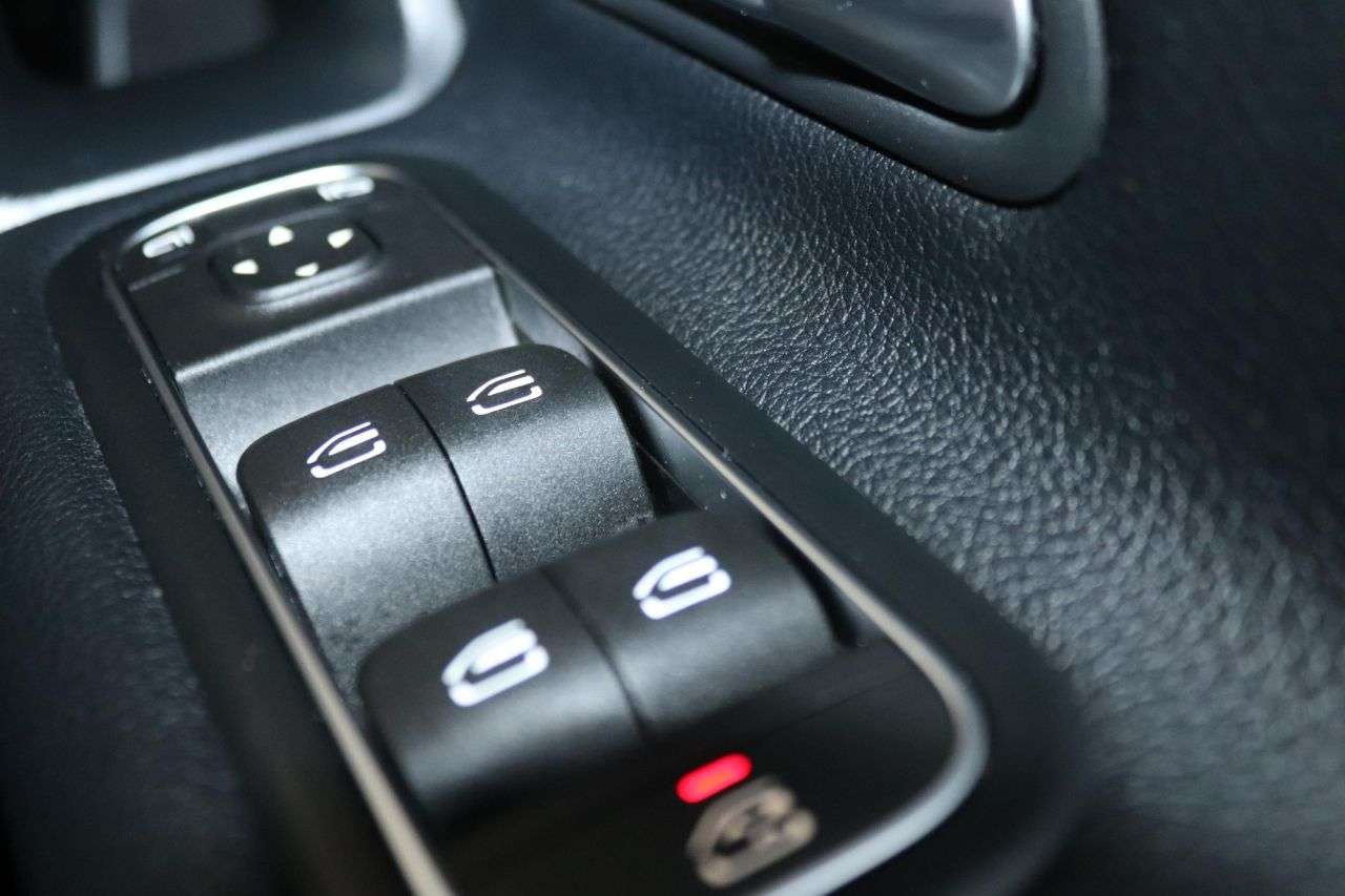 2021 MERCEDES-BENZ A-CLASS 2021 MERCEDES-BENZ A-CLASS