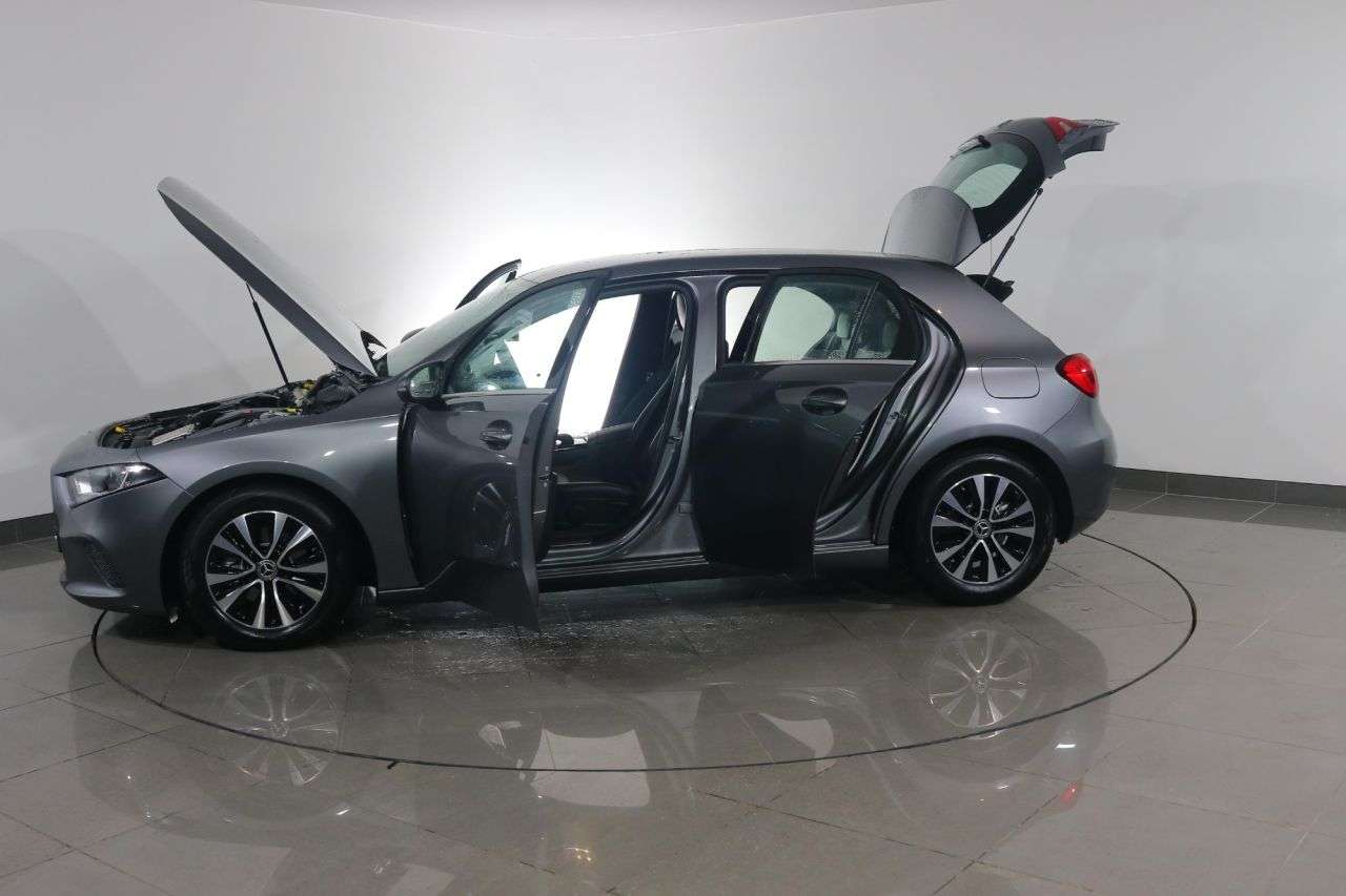 2021 MERCEDES-BENZ A-CLASS 2021 MERCEDES-BENZ A-CLASS