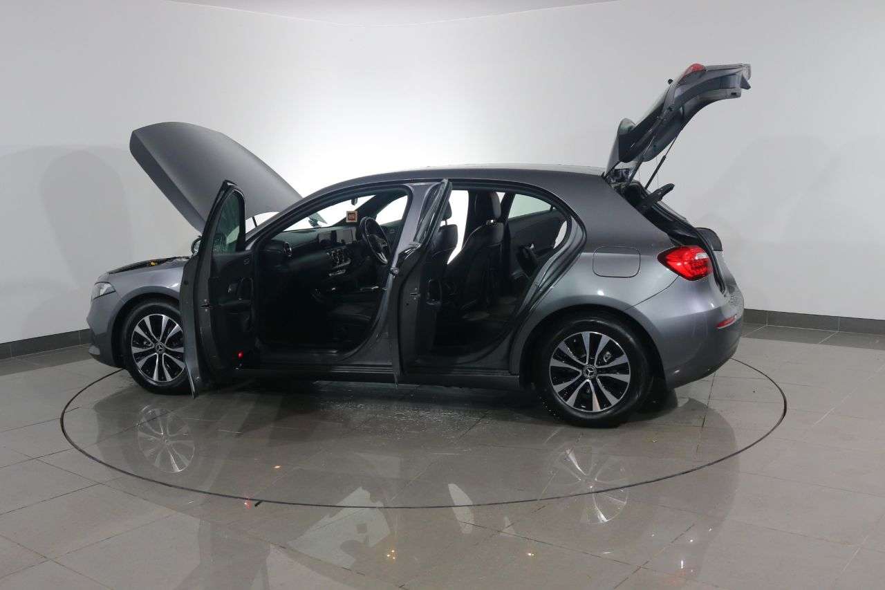 2021 MERCEDES-BENZ A-CLASS 2021 MERCEDES-BENZ A-CLASS