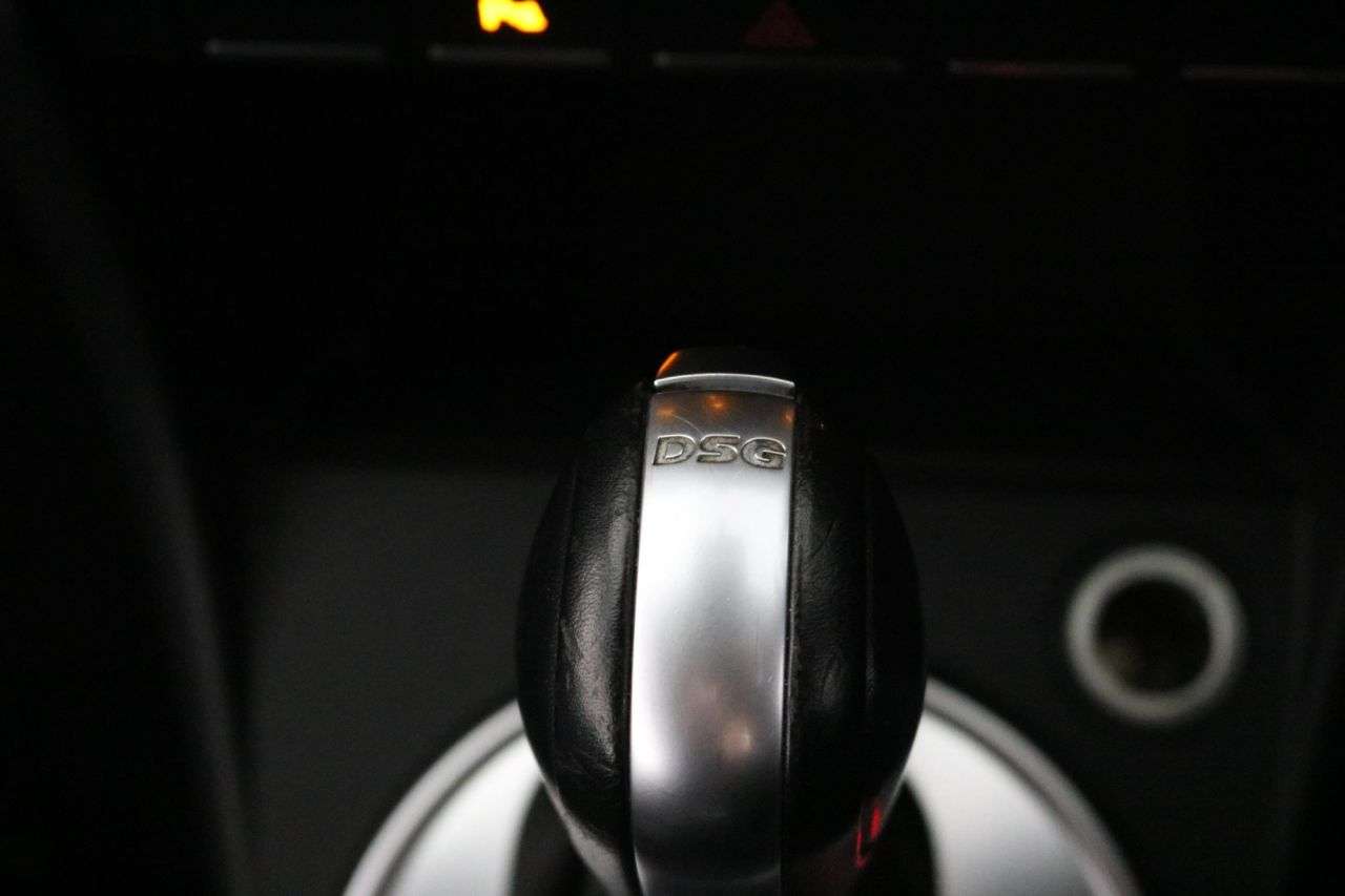 2014 VOLKSWAGEN BEETLE 2014 VOLKSWAGEN BEETLE