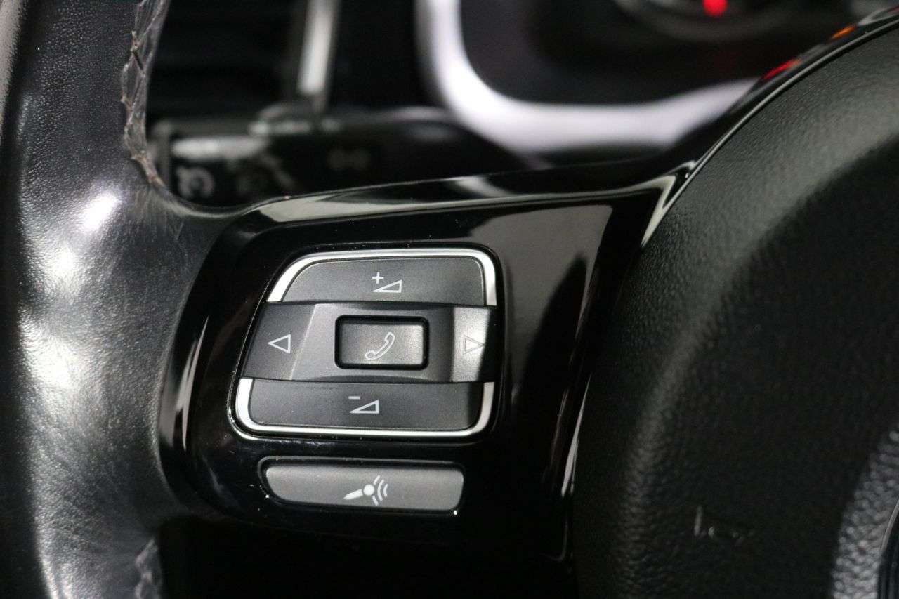 2014 VOLKSWAGEN BEETLE 2014 VOLKSWAGEN BEETLE