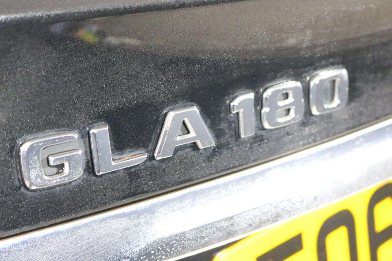 2019 MERCEDES-BENZ 180 2019 MERCEDES-BENZ 180