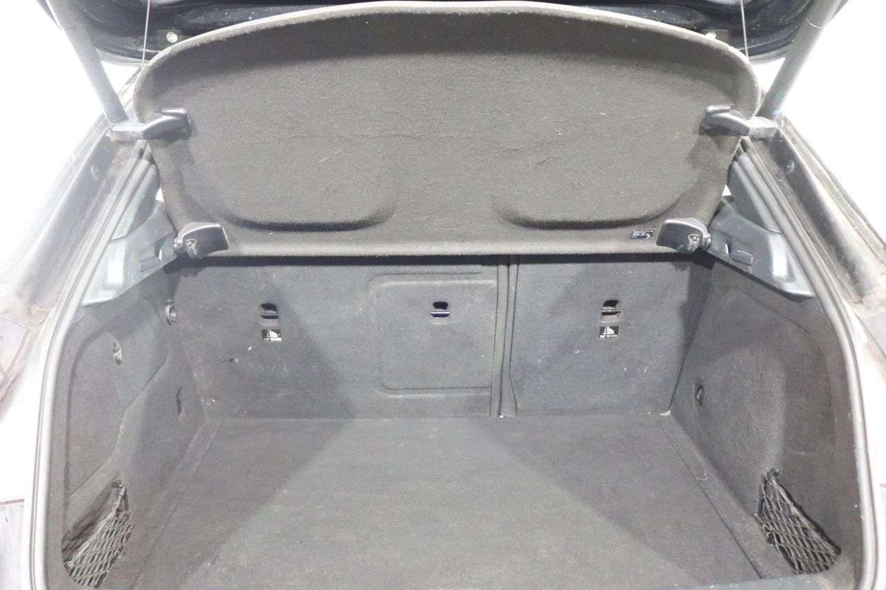 2019 MERCEDES-BENZ 180 2019 MERCEDES-BENZ 180