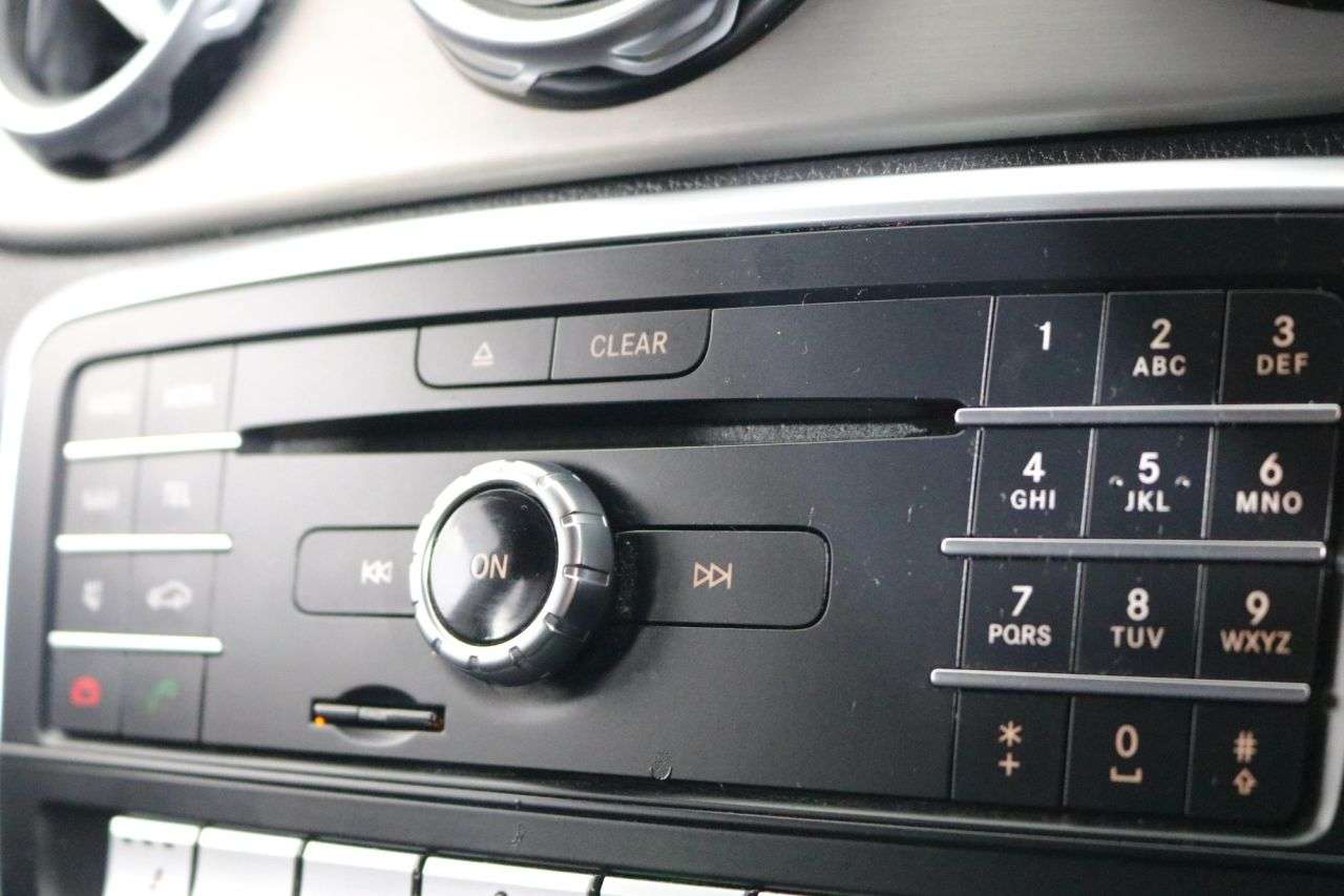 2019 MERCEDES-BENZ 180 2019 MERCEDES-BENZ 180