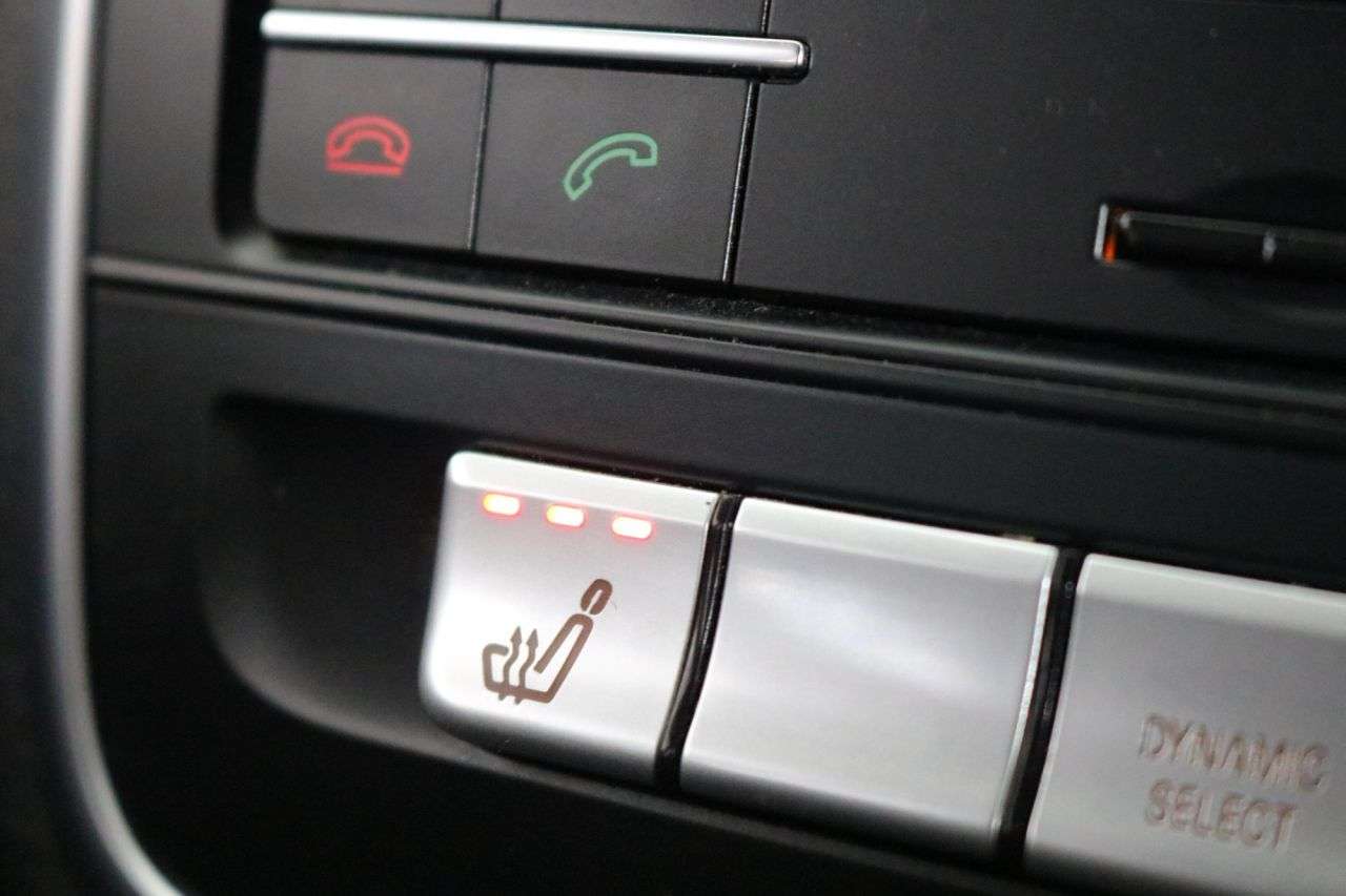 2019 MERCEDES-BENZ 180 2019 MERCEDES-BENZ 180