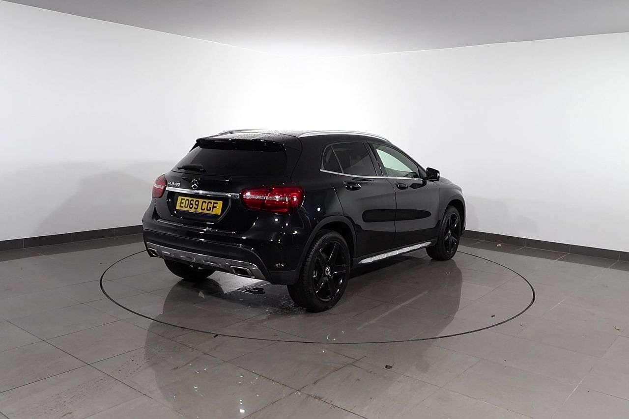 2019 MERCEDES-BENZ 180 2019 MERCEDES-BENZ 180