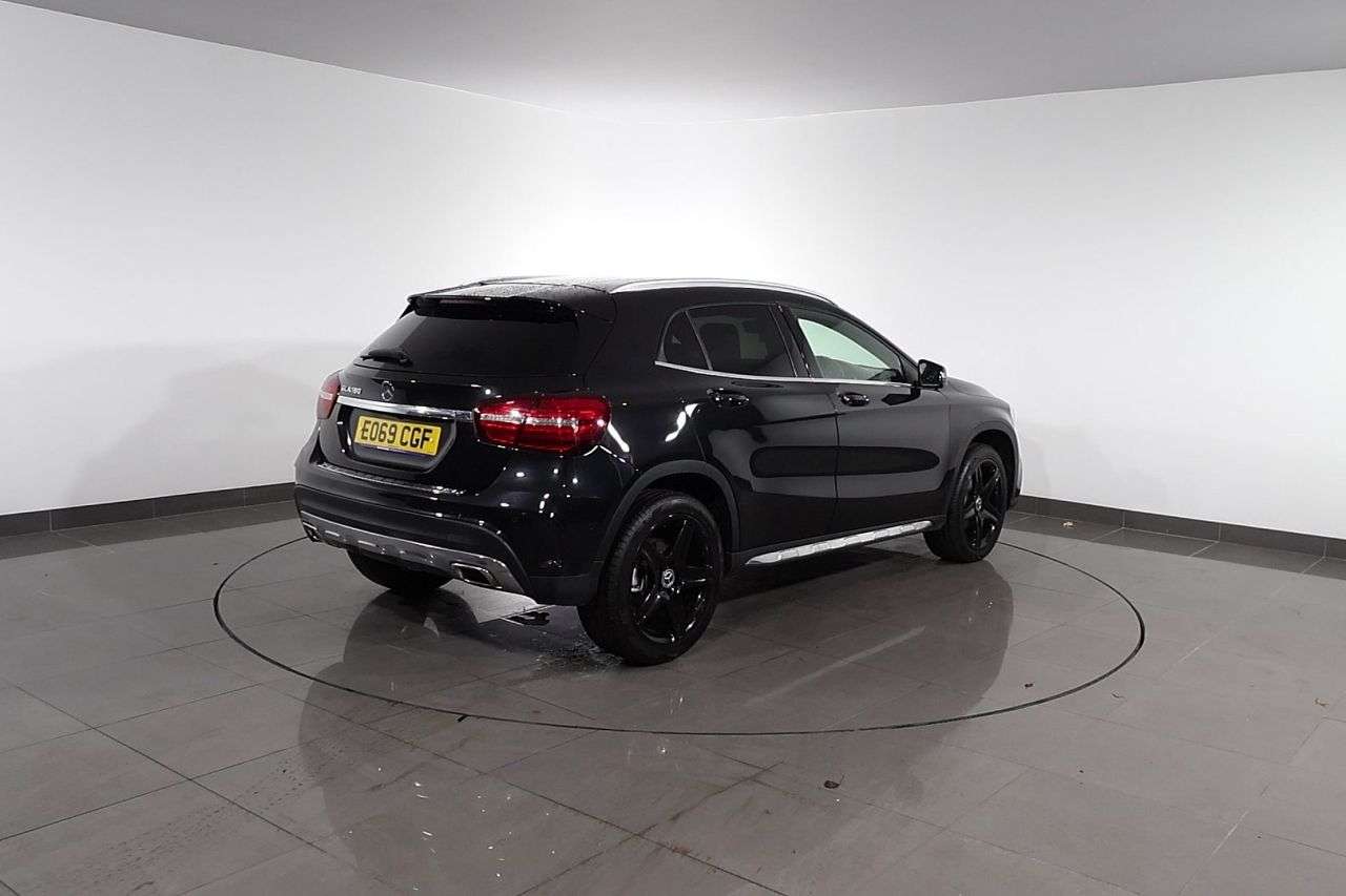 2019 MERCEDES-BENZ 180 2019 MERCEDES-BENZ 180