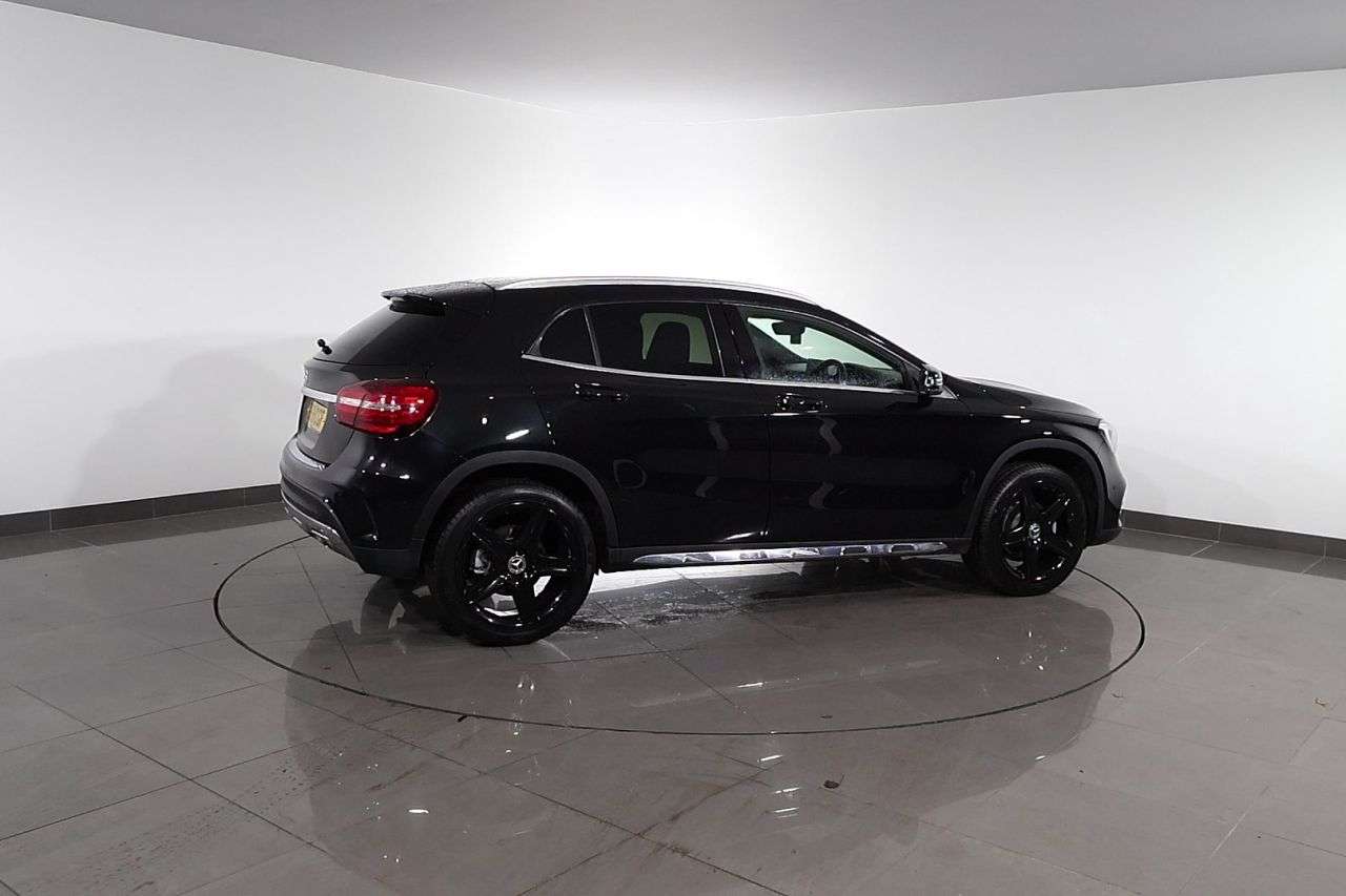 2019 MERCEDES-BENZ 180 2019 MERCEDES-BENZ 180