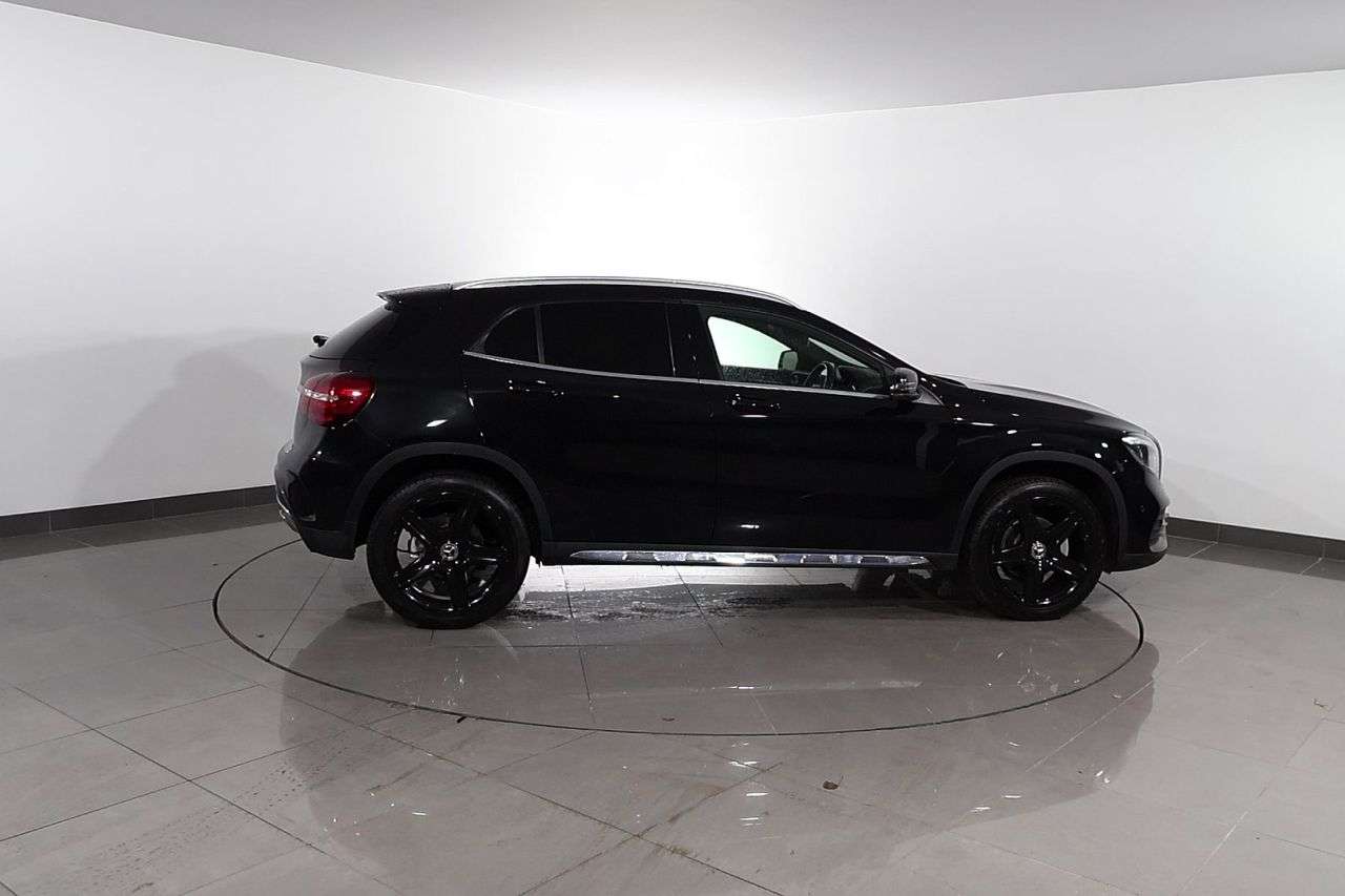 2019 MERCEDES-BENZ 180 2019 MERCEDES-BENZ 180