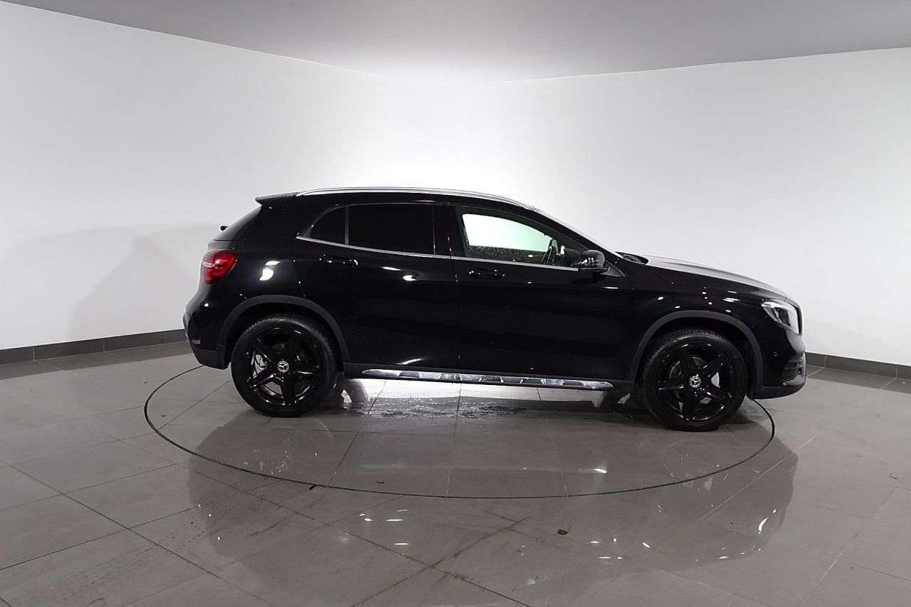 2019 MERCEDES-BENZ 180 2019 MERCEDES-BENZ 180