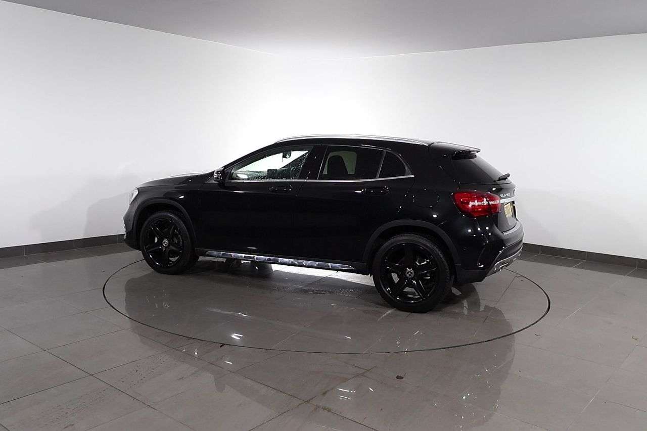 2019 MERCEDES-BENZ 180 2019 MERCEDES-BENZ 180