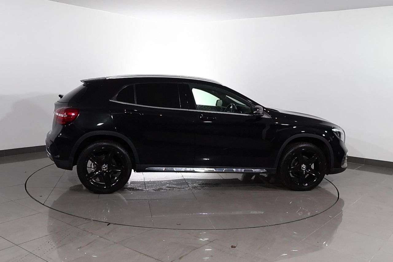 2019 MERCEDES-BENZ 180 2019 MERCEDES-BENZ 180