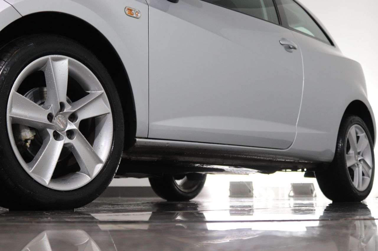 2013 SEAT IBIZA 2013 SEAT IBIZA