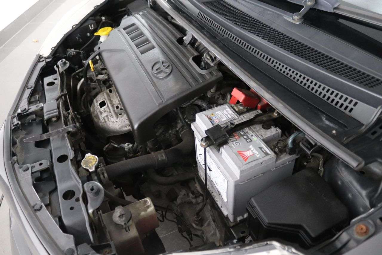 2014 TOYOTA YARIS 2014 TOYOTA YARIS