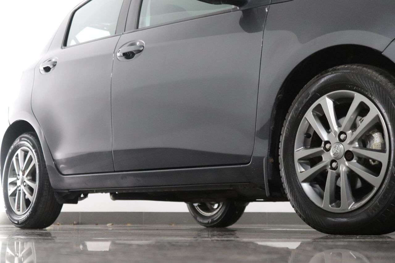 2014 TOYOTA YARIS 2014 TOYOTA YARIS