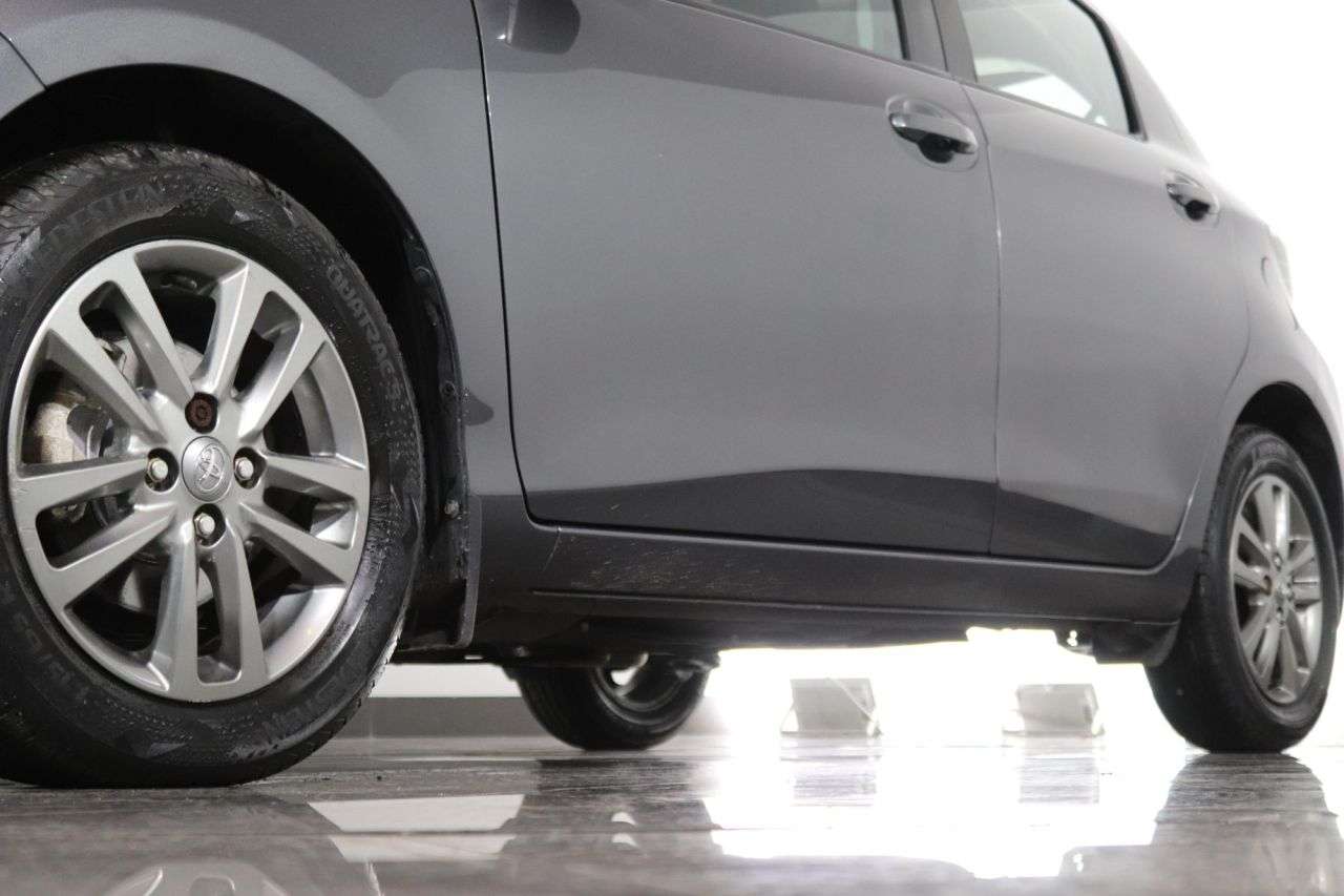 2014 TOYOTA YARIS 2014 TOYOTA YARIS