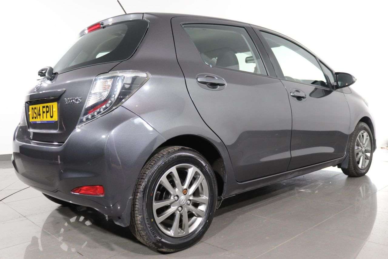 2014 TOYOTA YARIS 2014 TOYOTA YARIS