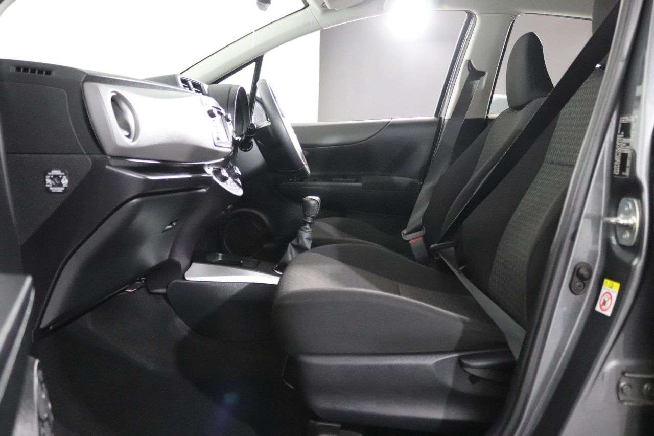 2014 TOYOTA YARIS 2014 TOYOTA YARIS