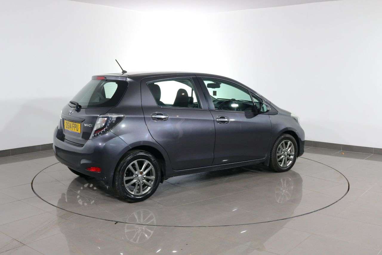 2014 TOYOTA YARIS 2014 TOYOTA YARIS