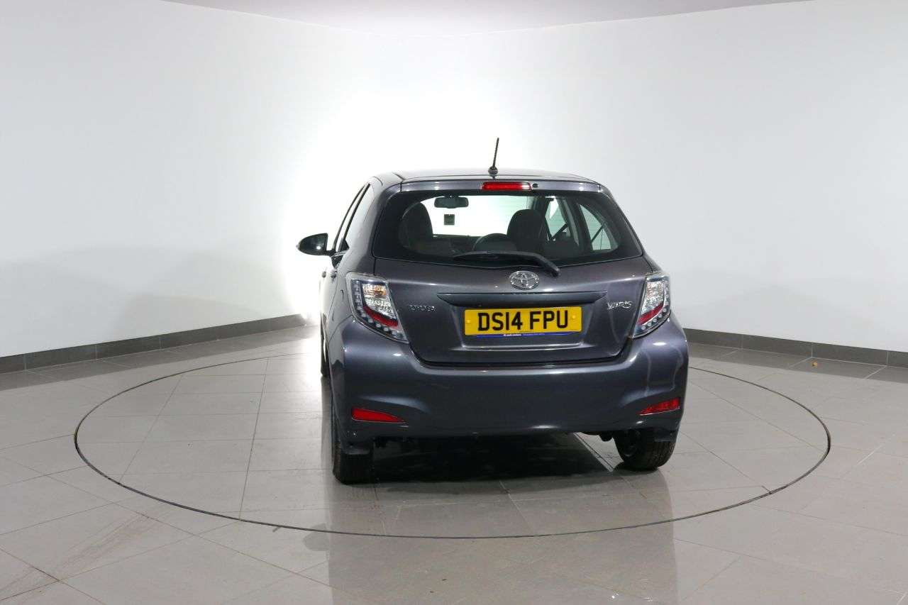 2014 TOYOTA YARIS 2014 TOYOTA YARIS