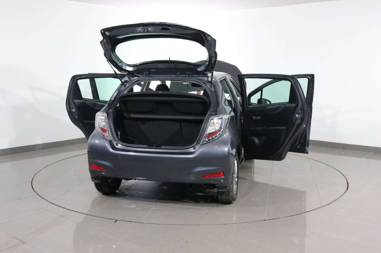 2014 TOYOTA YARIS 2014 TOYOTA YARIS