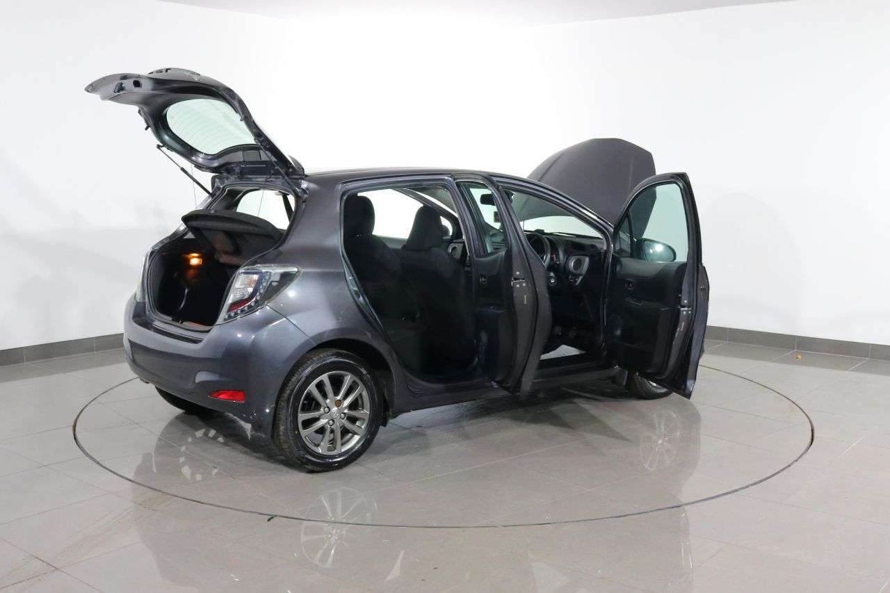 2014 TOYOTA YARIS 2014 TOYOTA YARIS