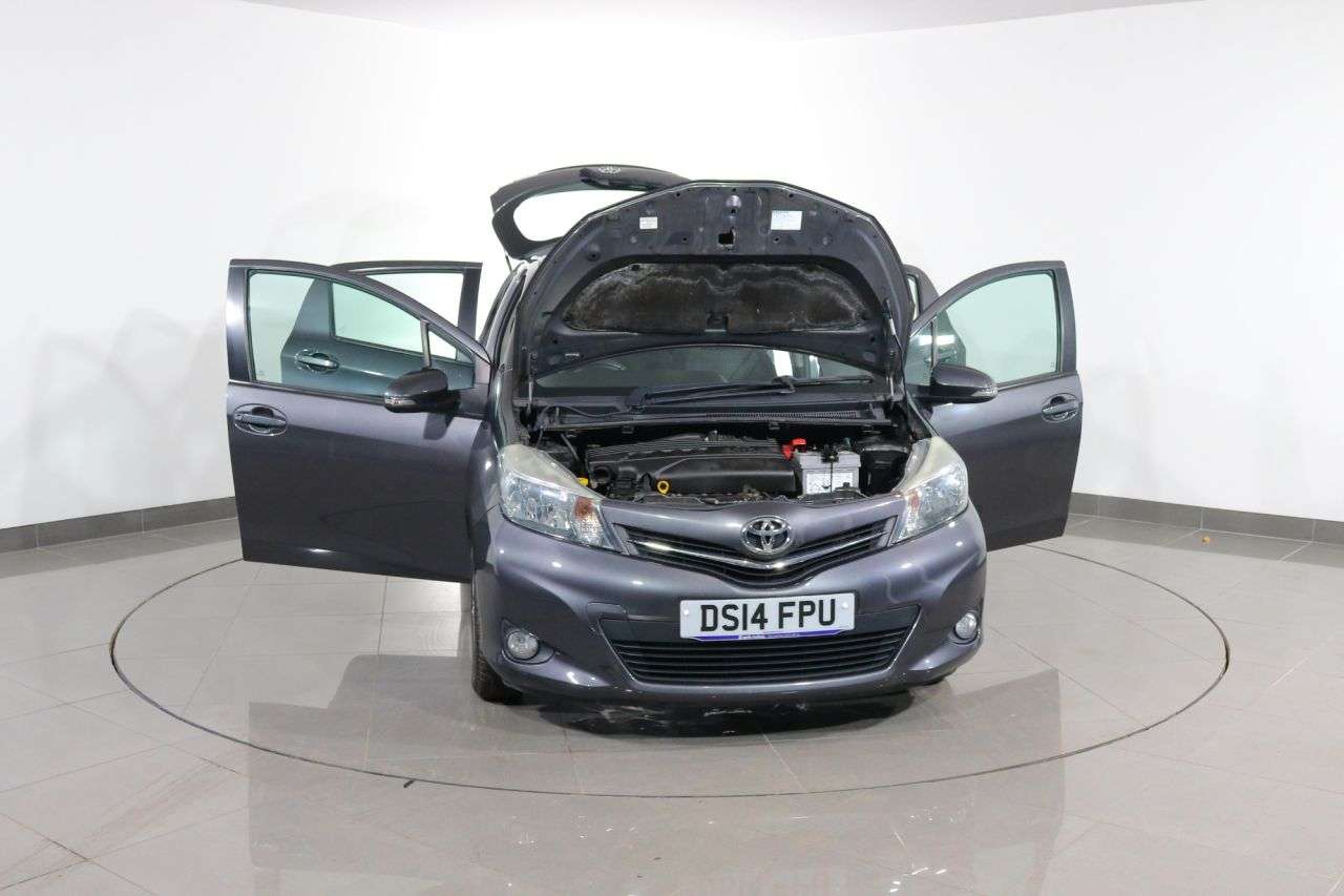 2014 TOYOTA YARIS 2014 TOYOTA YARIS