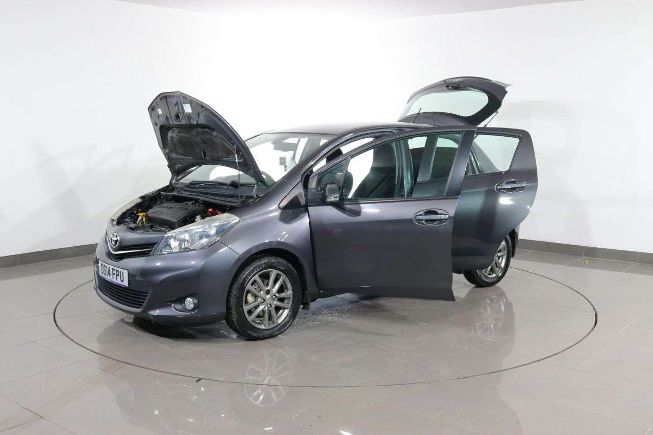 2014 TOYOTA YARIS 2014 TOYOTA YARIS