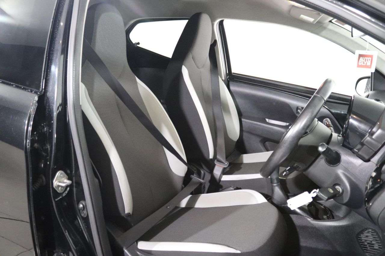 2017 TOYOTA AYGO 2017 TOYOTA AYGO