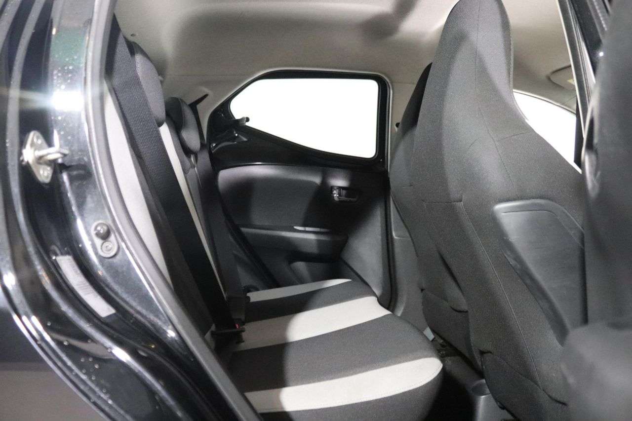 2017 TOYOTA AYGO 2017 TOYOTA AYGO