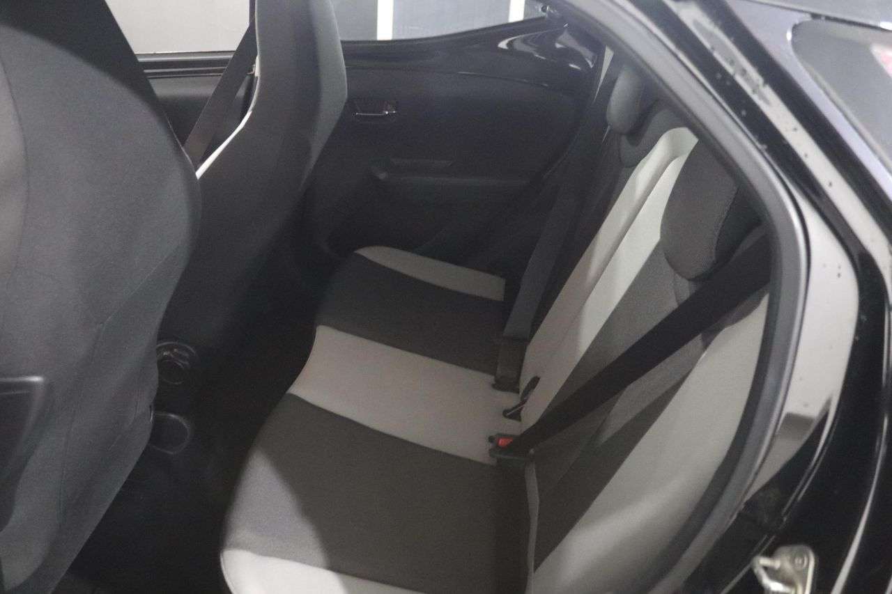 2017 TOYOTA AYGO 2017 TOYOTA AYGO